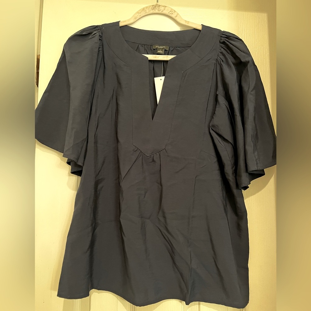 Navy NWT V-Neck Blouse